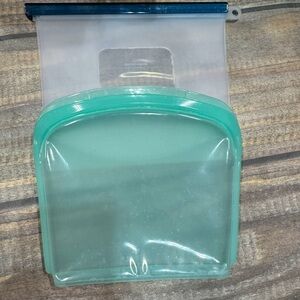 Aqua Reusable Silicone Food Storage Bag
